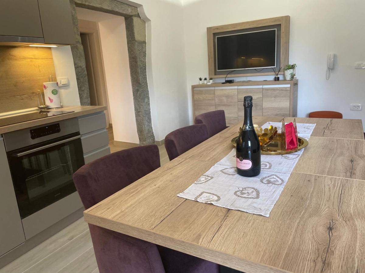 Villa Sanela Pobegi Exteriér fotografie