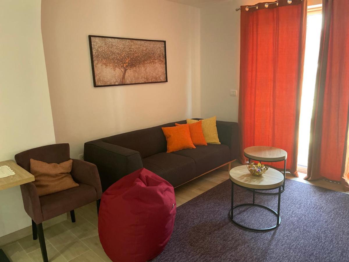 Villa Sanela Pobegi Exteriér fotografie